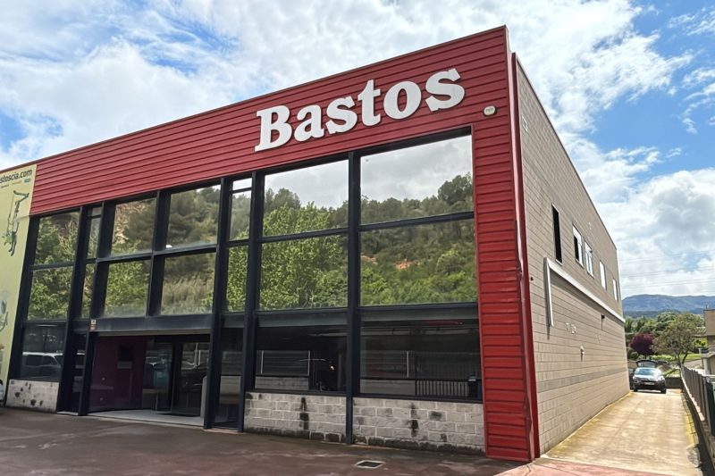 Bastos cia Bastos cia
